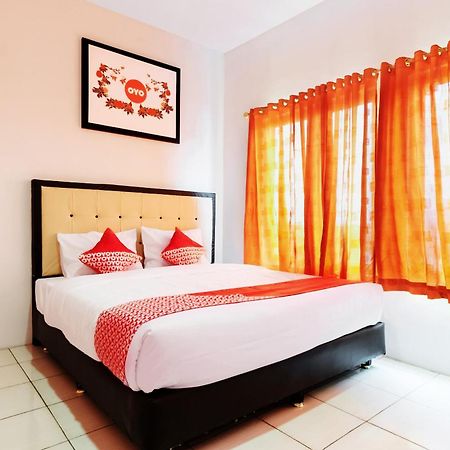 Oyo 622 Bakti Homestay Medan Zewnętrze zdjęcie