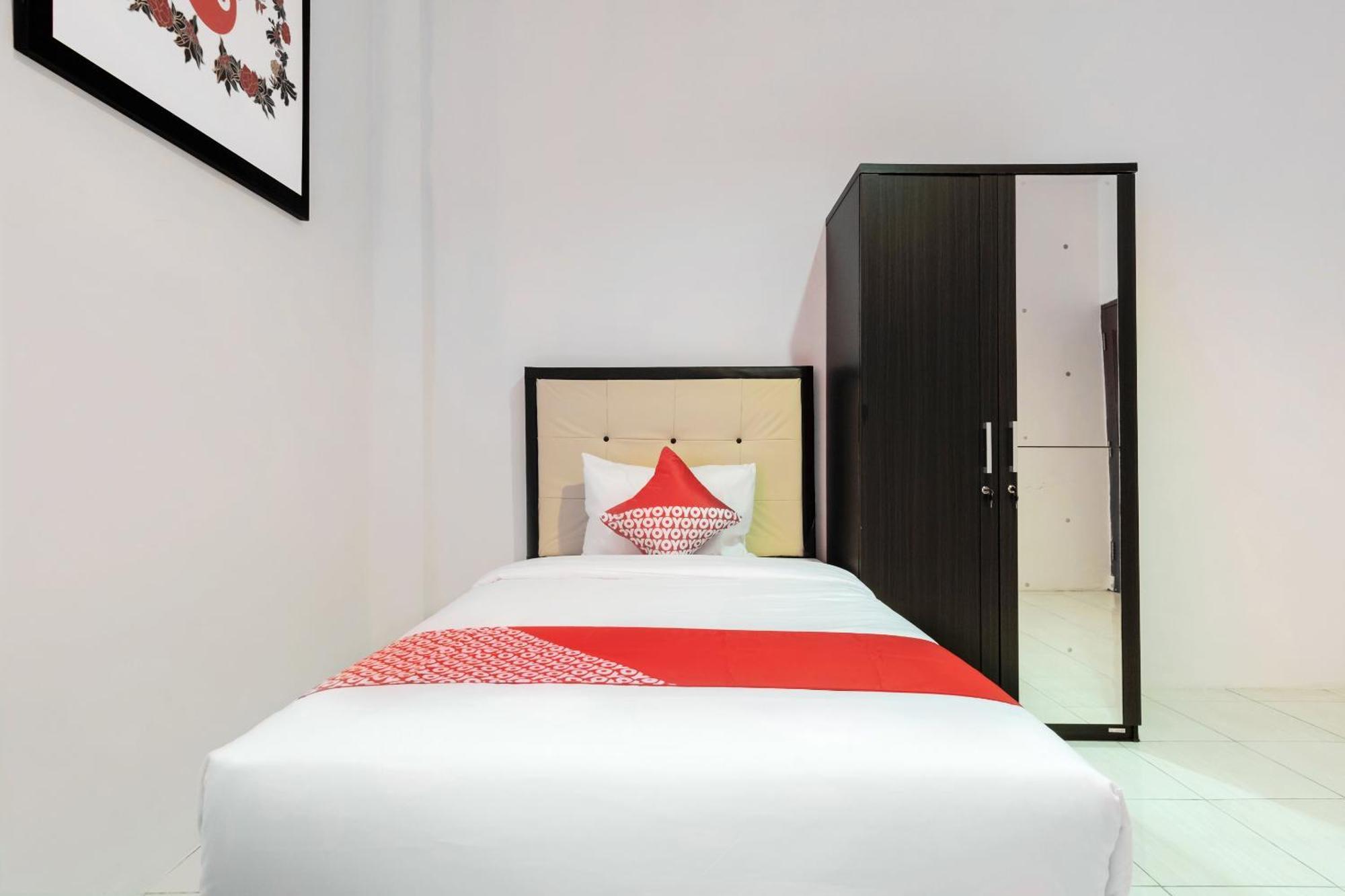Oyo 622 Bakti Homestay Medan Zewnętrze zdjęcie