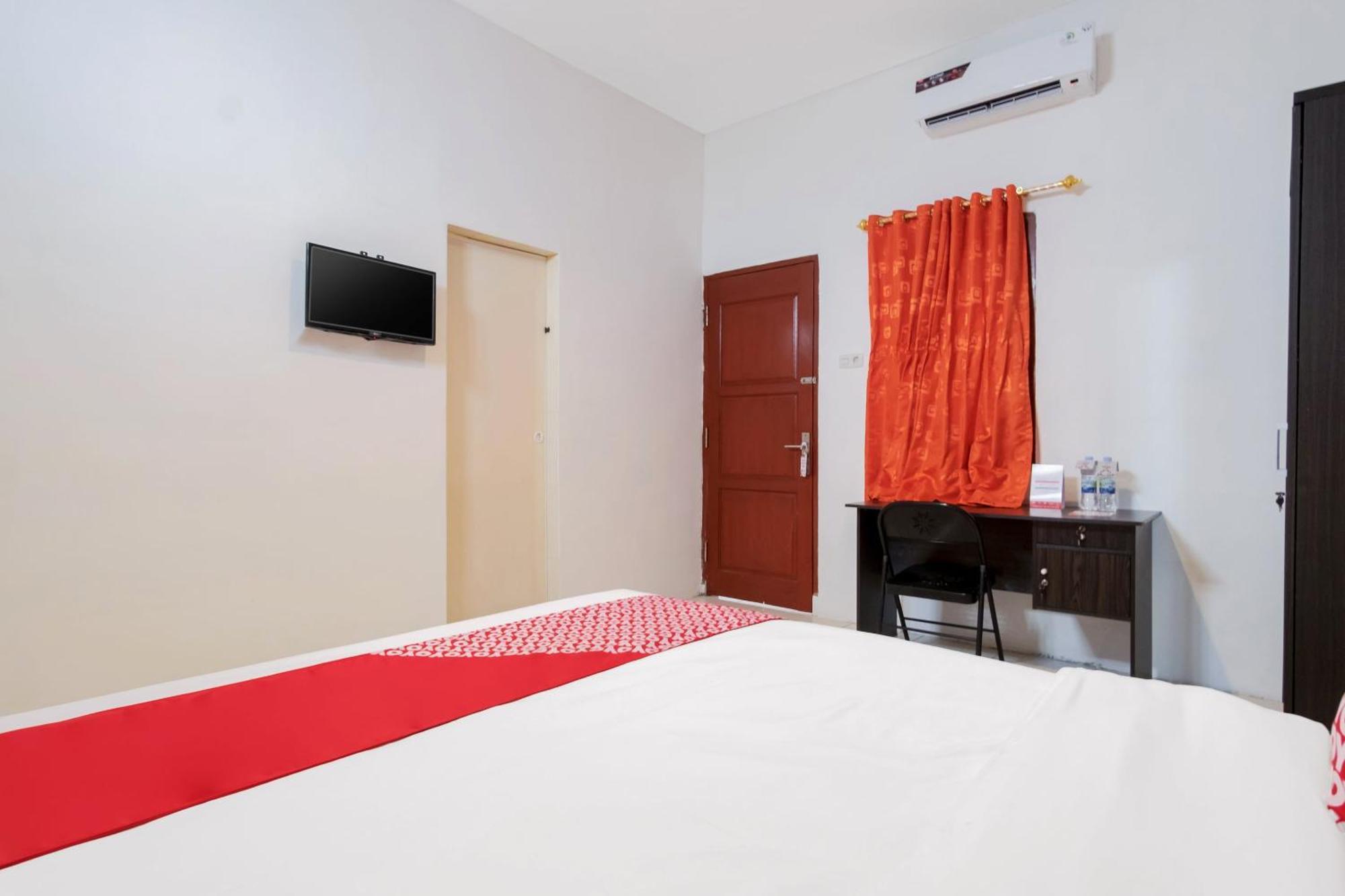 Oyo 622 Bakti Homestay Medan Zewnętrze zdjęcie